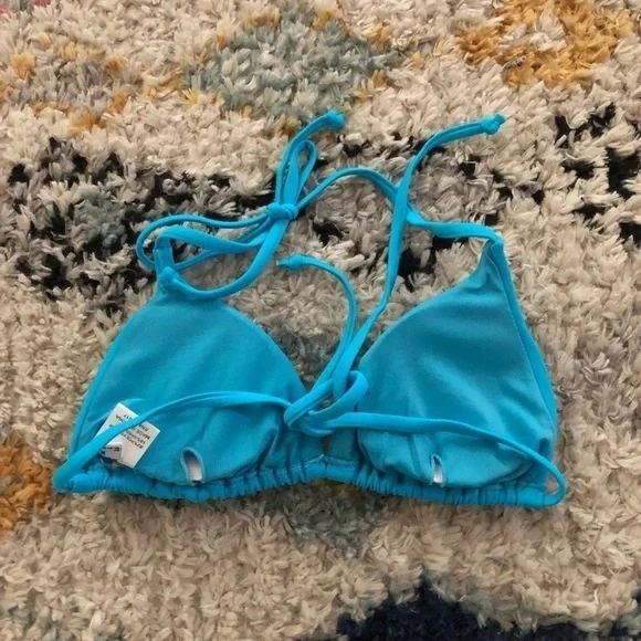 Princess Polly Tayla Blue Triangle Halter Bikini 4 - Picture 7 of 8